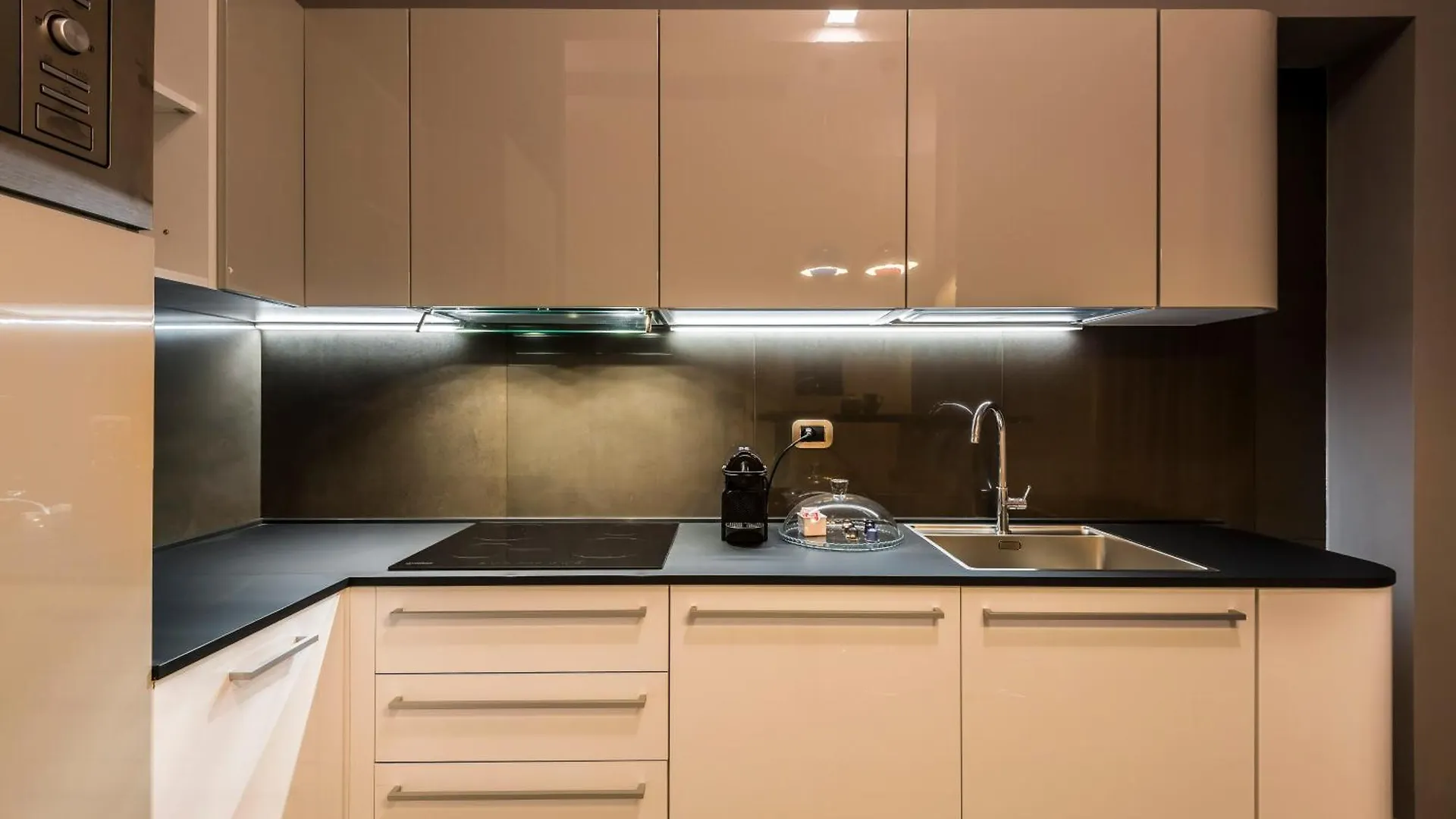 Futurism - Luxury Apartments By Design Club Collection 볼로냐